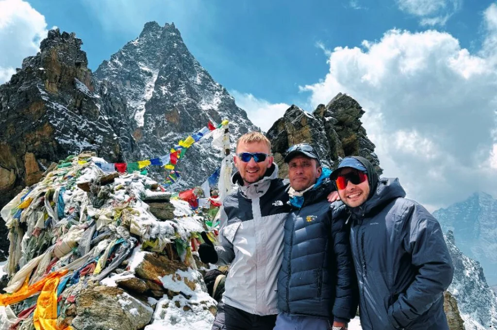 Gokyo Valley Trek - 12 days Image 2